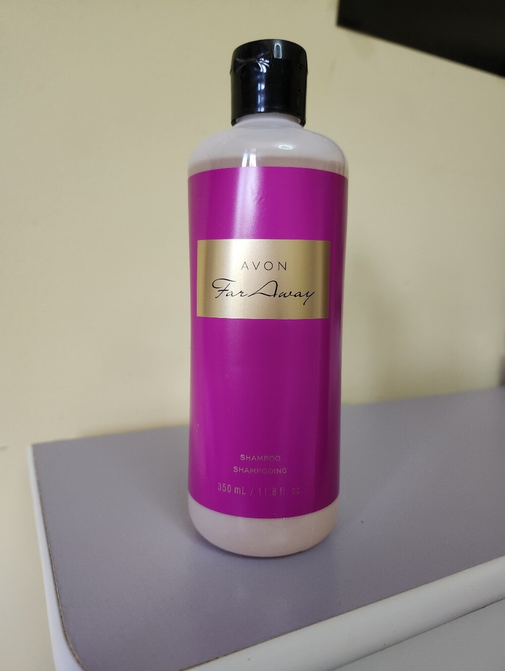 Avon Far Away Hair Shampoo